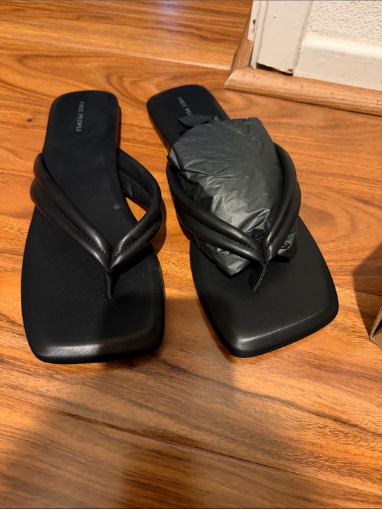 Free People Shoes - Free People Black Padded Square-Toe Thong Sandals